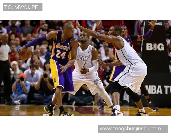 科比在2002季后赛对阵马刺的经典表现与传奇时刻回顾